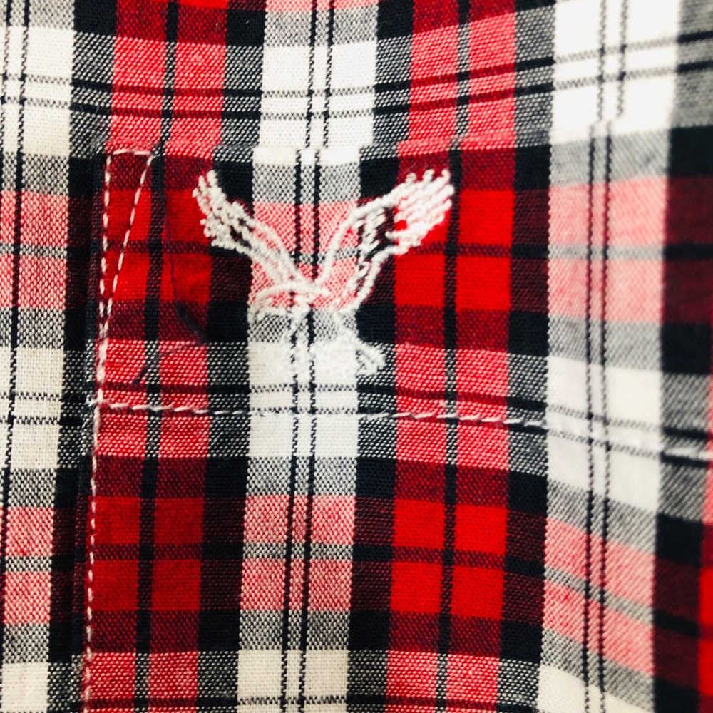 American Eagle Outfitters used plaid shirt - Picture 3 of 8